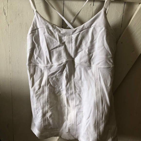 White lululemon tank with shelf bra - Picture 1 of 2